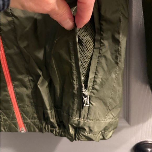 Columbia Sportswear Women's hooded nylon lightweight jacket in green Size Small - Picture 5 of 11
